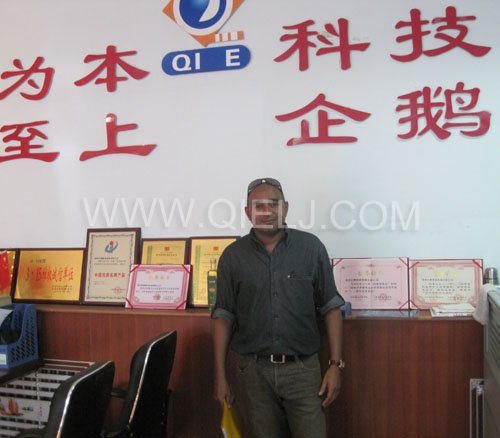 2011年7月25日，外國(guó)友人參觀考察我公司！明經(jīng)理等接待并陪同參觀！(圖1)