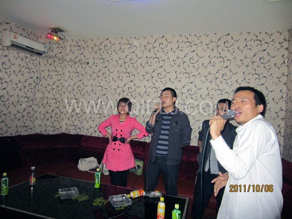 2011年10月，鄭州企鵝糧油機械有限公司--外貿(mào)部，十一國慶節(jié)團體活動！(圖1)