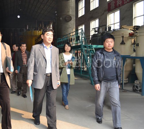 韓國(guó)油脂協(xié)會(huì)代表團(tuán)來我司參觀考察和學(xué)術(shù)交流(圖5)