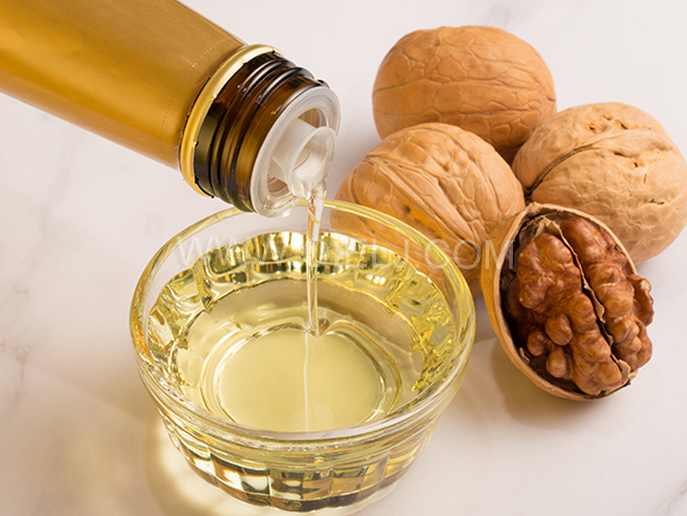 企鵝牌核桃油榨油設(shè)備，生產(chǎn)綠色健康油受大眾喜愛(圖1)